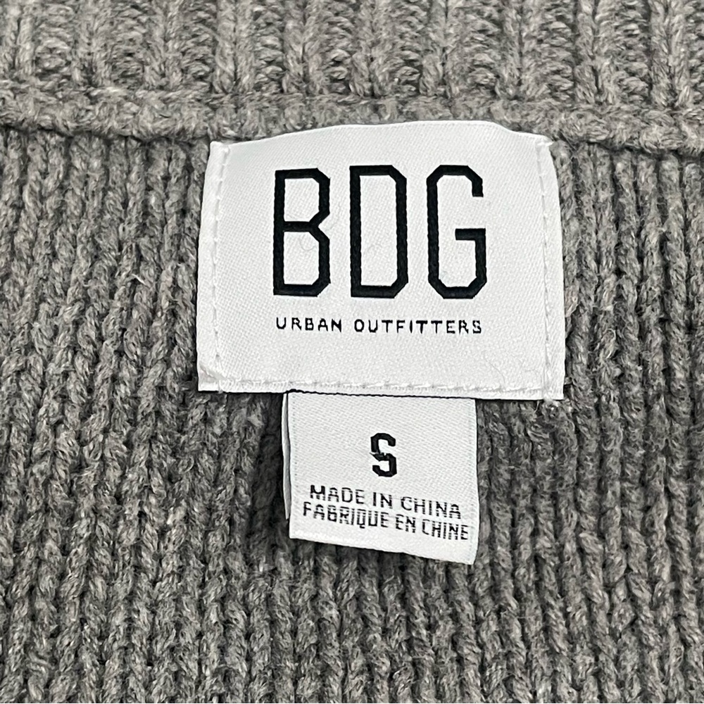 BDG Urban Outfitters Women's Charcoal Button-Up Cardigan - Picture 7 of 9